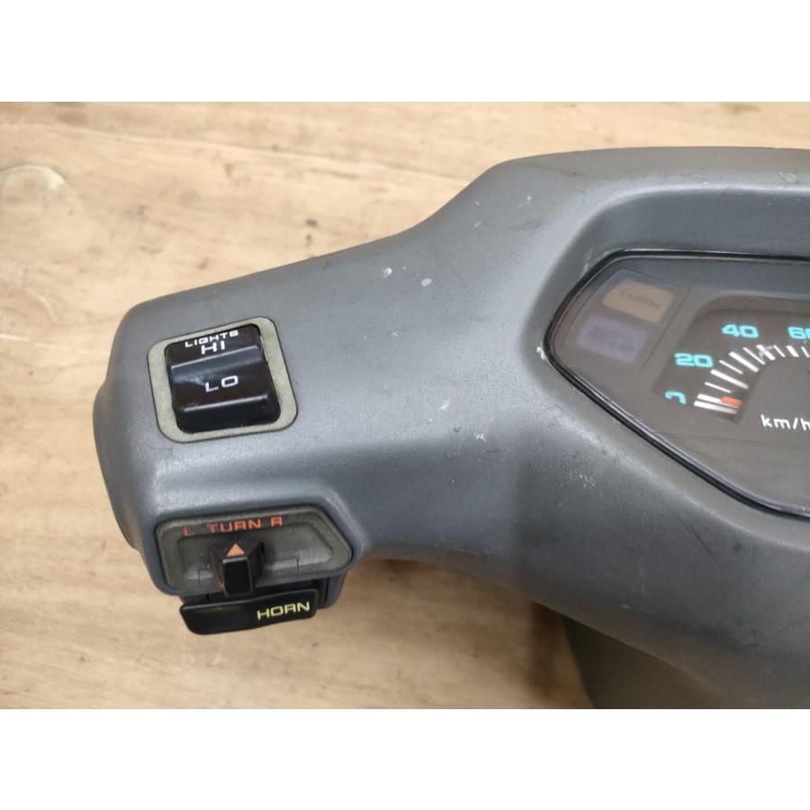 190□スピードメーター メーターカウル□リード90 HF05□ : バイク中古