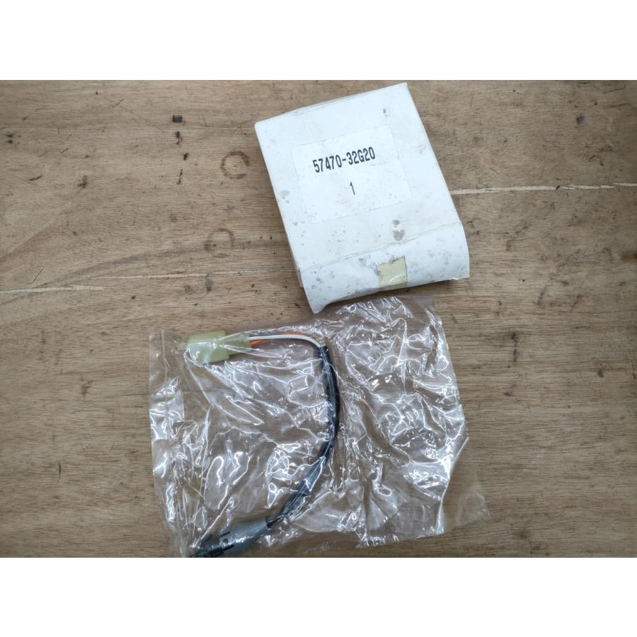 192□ブレーキスイッチ 57470-32G20□レッツ4 アドレスV50 アドレス