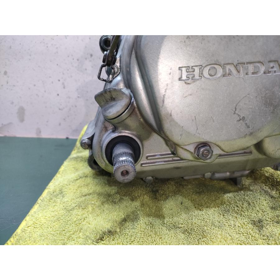 209□エンジン□エイプ100 HC07□実動車解体□ : バイク中古部品屋さん