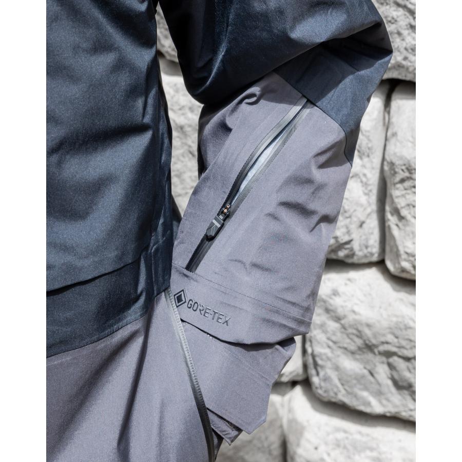 ⭐︎お値下げしました⭐︎ Volcom レーディススノボウェア　sサイズ VOLCOM（ボルコム） （11日はボーナスストア+5%）OUTLET 送料無料
