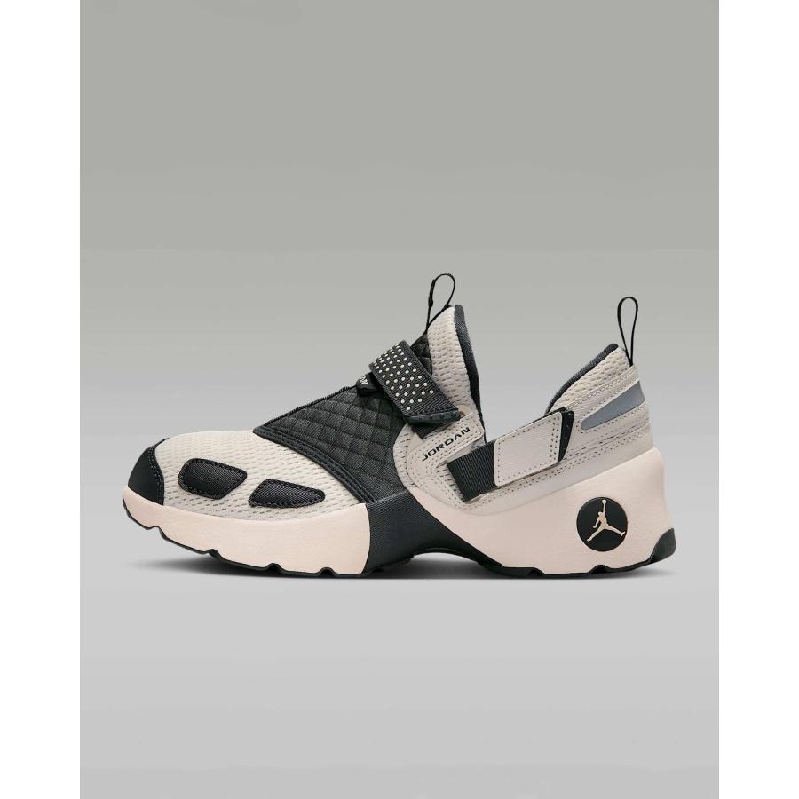 [ナイキ] ジョーダン トランナー LX [W JORDAN TRUNNER LX] ファー/リフレクティブシルバー/ブラック/ホワイト HQ2164-300 NIKE（ナイキ） ジョーダン トランナー LX ☆ Nike W JORDAN TRUNNER