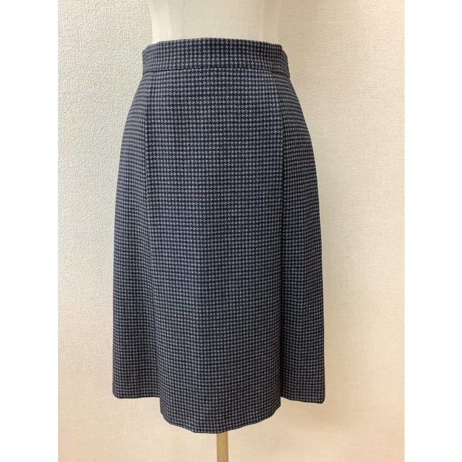 アンタイトル (UNTITLED)　タグ付き未使用 定価37000円 グレー千鳥格子 カットソーセットアップ サイズトップス1 スカート2_3