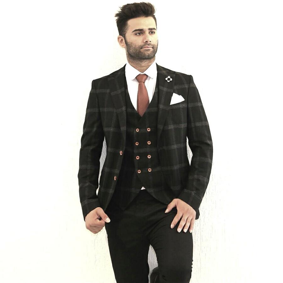 バーグファベルの黒のテーラードジャケット テーラードジャケット セットアップ 黒 チェック ブレザー ジレ メンズ