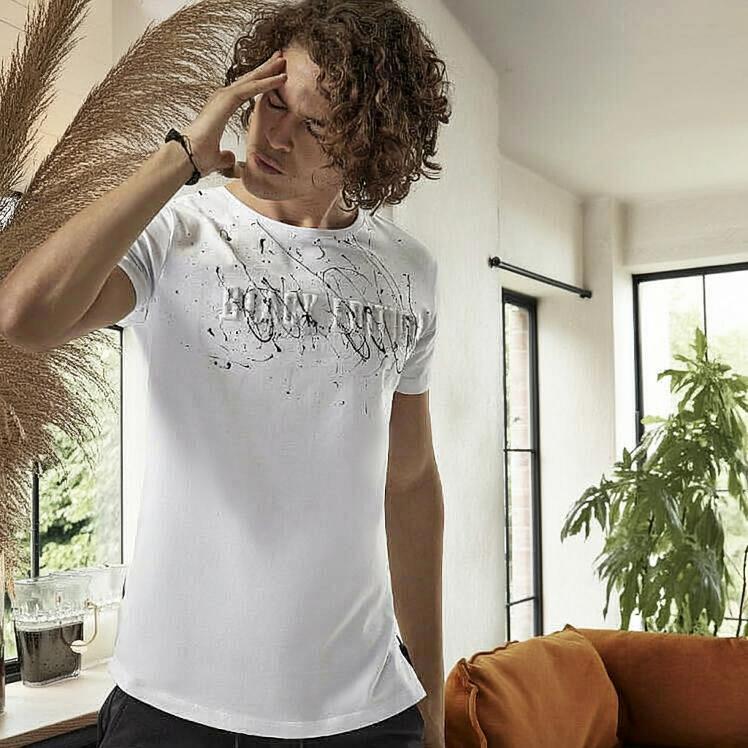 Tシャツ メンズ 半袖 立体ロゴ ペンキ散らしプリント クルー