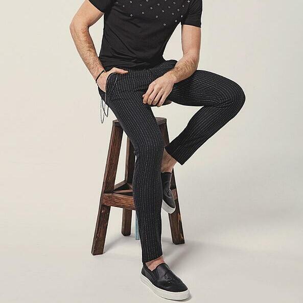 24fw チョークストライプ　スラックス GalaabenD - ジョーゼットチョークストライプスラックス - BLACK×OFF