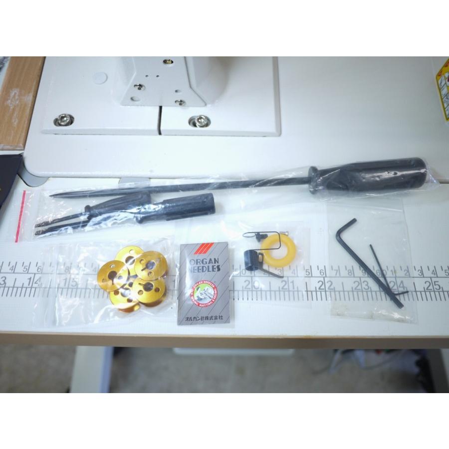 ポストミシンLC1591 上下車輪総合送り 自動糸切 自動返し縫BOX付 靴