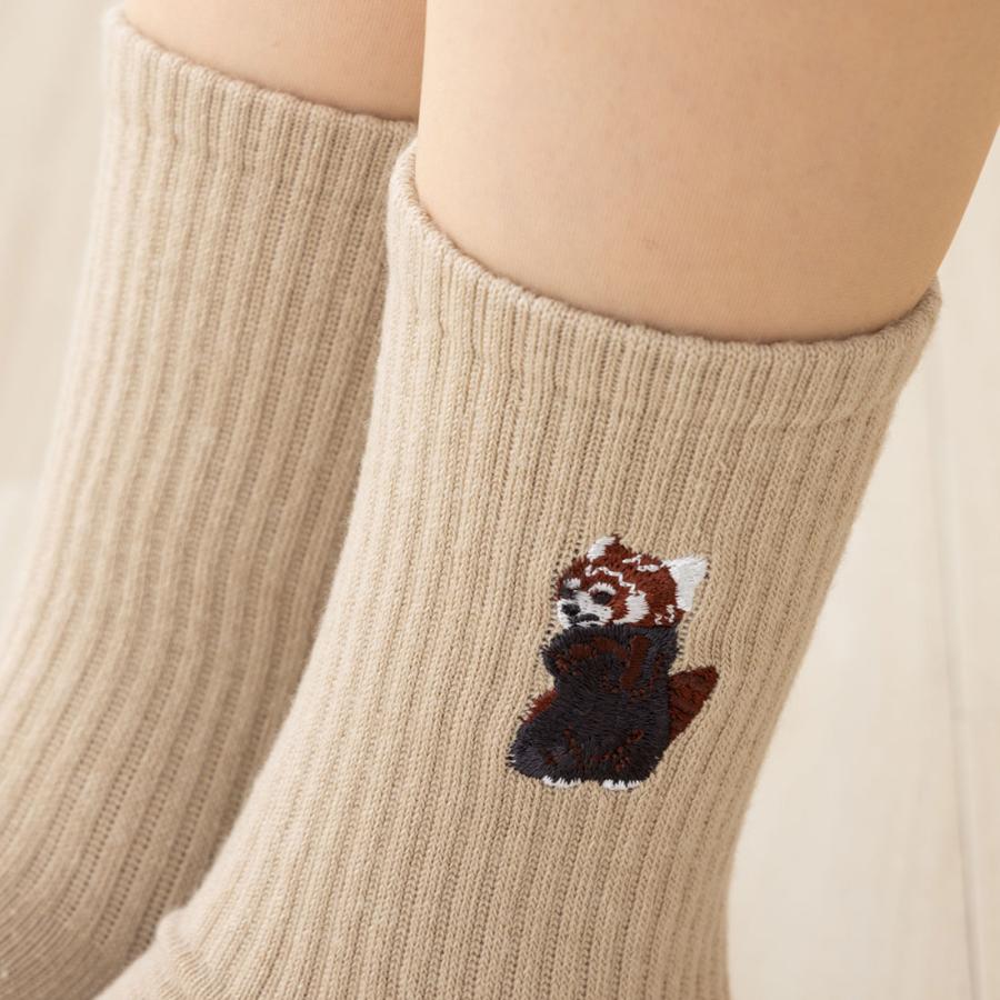 レッサーパンダ刺繍クルーソックス 23-25cm レディース 靴下 STREAM as