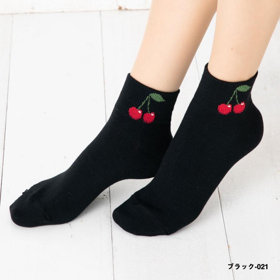 Point Me チェリーワンポイント ロークルーソックス 10cm丈 (23-25cm