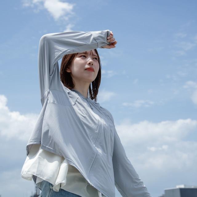イロナリ　ラウンドカットプルオーバー San-ai Resort 三愛水着楽園 ラッシュガード 「UPF50＋」 ユニセックス