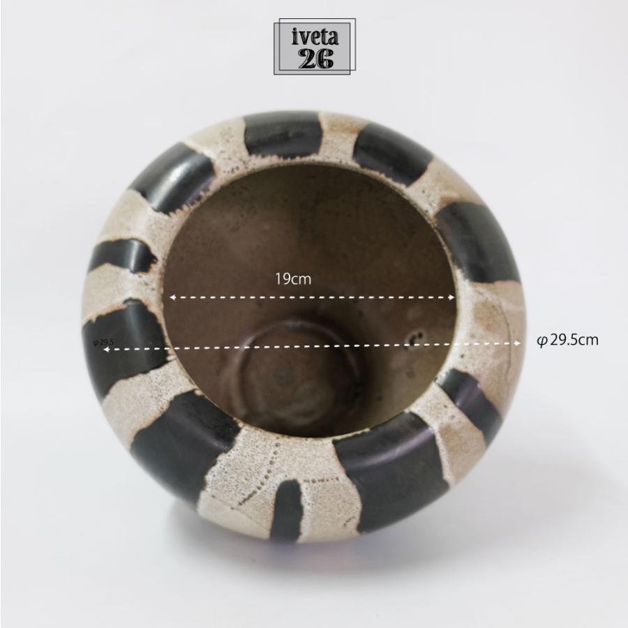 鉢カバー おしゃれ イヴェタ26 デザイン性の高い 変形鉢 モノトーン