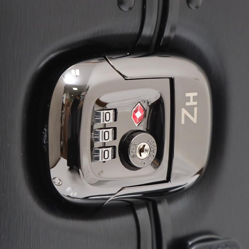 ZERO HALLIBURTON ゼロハリバートン キャリーケース 4輪 スーツ ZERO HALLIBURTON ゼロハリバートン キャリーケース 4輪 スーツ