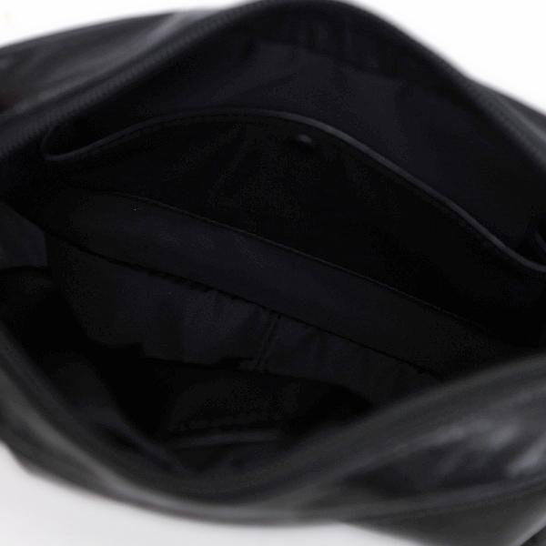 GUCCI グッチ GG クリスタル ミニ ショルダーバッグ ブラック GUCCI グッチ GG クリスタル ミニ ショルダーバッグ ブラック