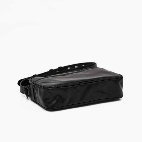 GUCCI グッチ GG クリスタル ミニ ショルダーバッグ ブラック GUCCI グッチ GG クリスタル ミニ ショルダーバッグ ブラック