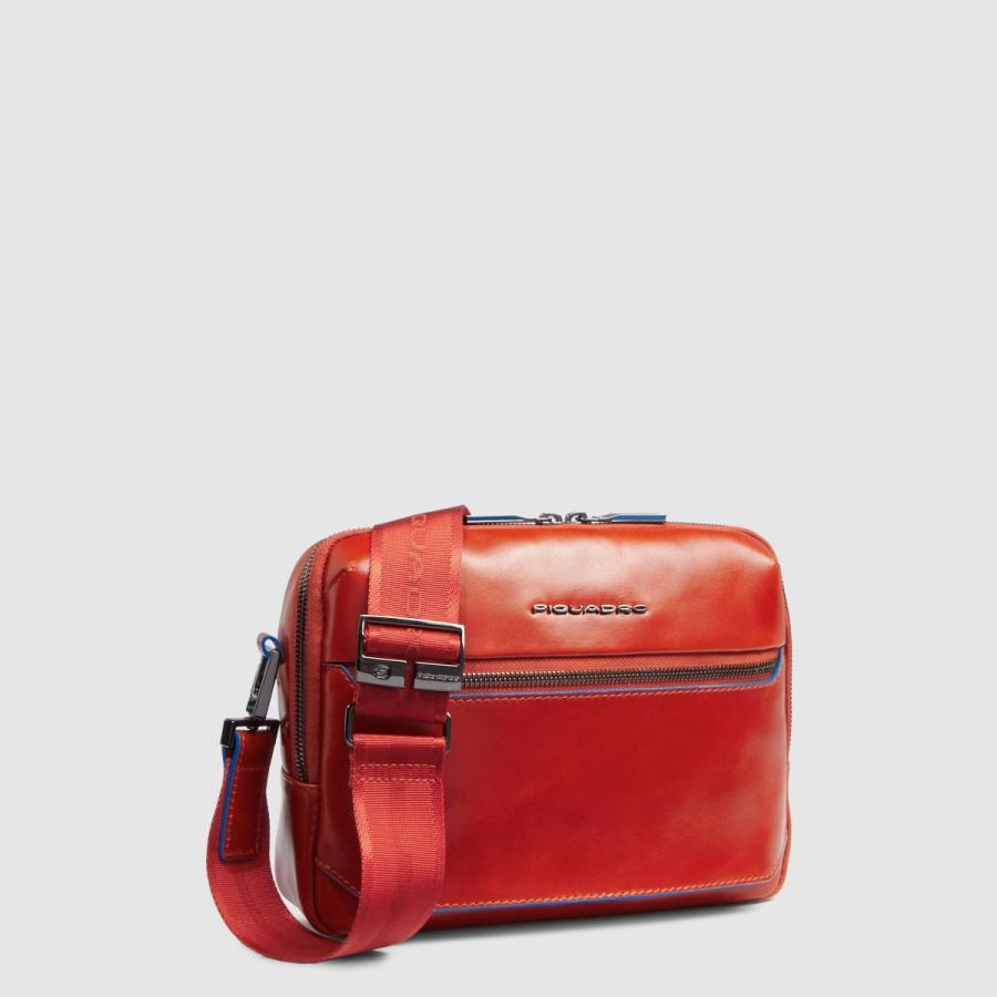 ピクアドロ PIQUADRO レザー CROSSBODY BAG for iPad mini クロス 
