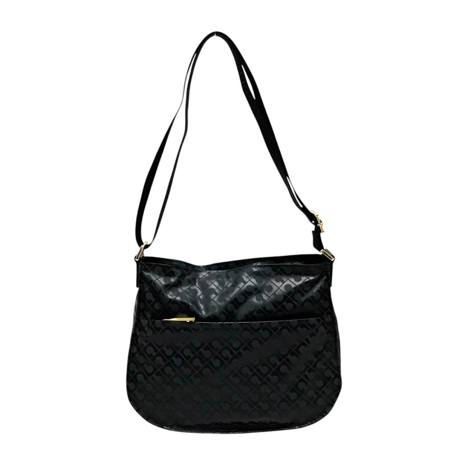 極美品✨ゲラルディーニ　ソフティ　ワンショルダー　バッグ　黒　A4 レザー GHERARDINI ゲラルディーニ SOFTY ソフティ ショルダーバッグ