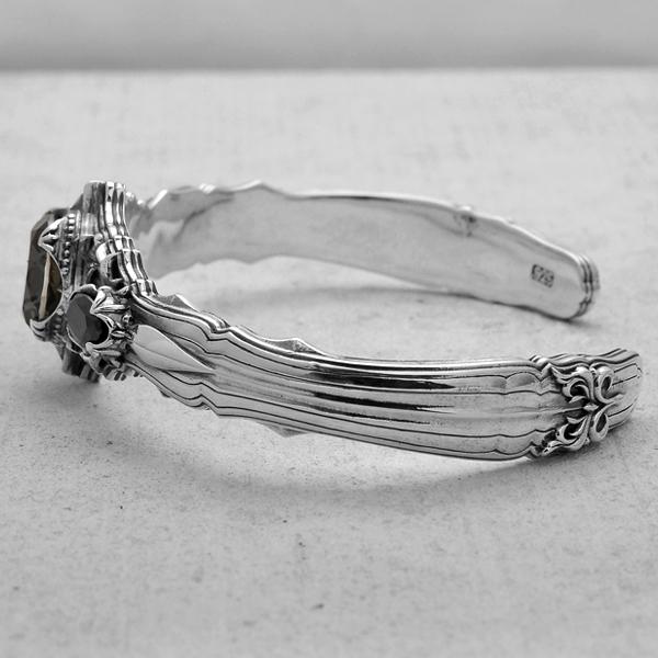Artemis Classic（アルテミスクラシック） Black Knight Bangle