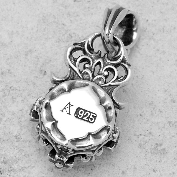 ARTEMIS KINGS（アルテミスキングス） Round Crown Cross Pendant 