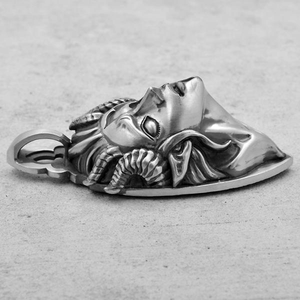 Mad Graffiti マッドグラフィティ×レギオメイド カバー オブ