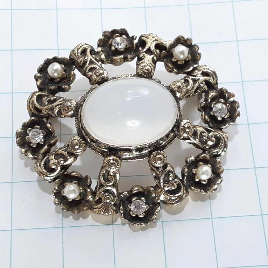 送料無料)ビンテージ☆乳白色☆アンティーク ブローチ A33276