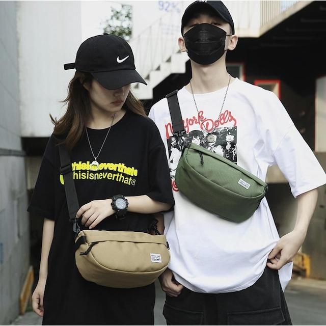 ショルダーバッグ ボディバッグ サコッシュ 斜めがけ 軽い 大きめ