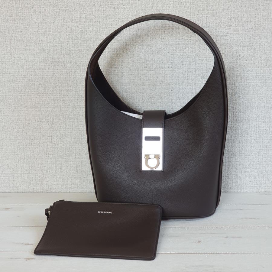 FERRAGAMO Salvatore Ferragamo ガンチーニバックル レザー FERRAGAMO Salvatore Ferragamo ガンチーニバックル レザー