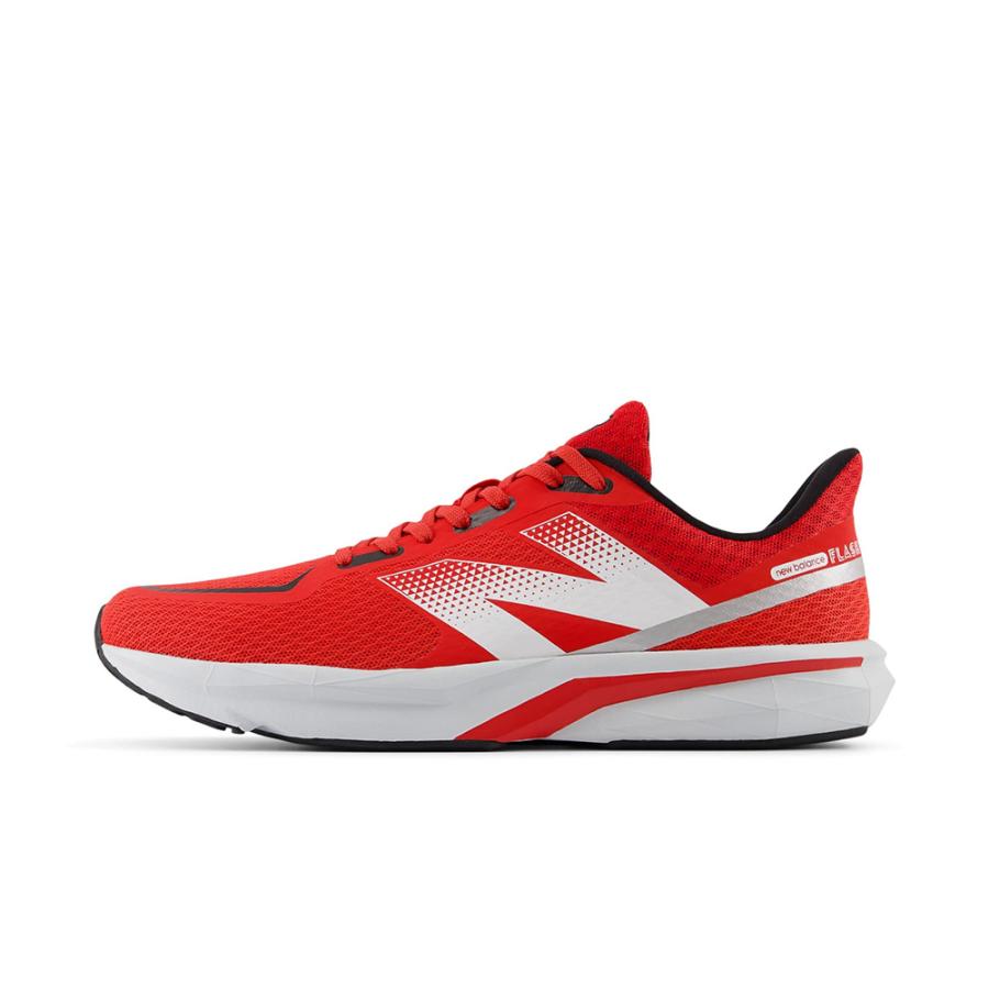 ニューバランス M FLASH D ランニングシューズ　メンズ　26.0 New Balance（ニューバランス） ランニングシューズ D幅 メンズ FLASH