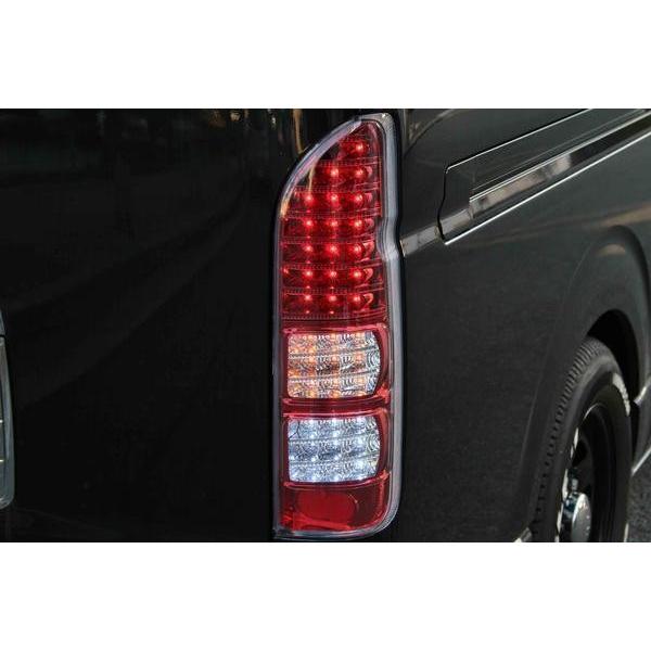 ハイエース200系フルLED ハーフレッドインナー クリアレンズ テールランプ