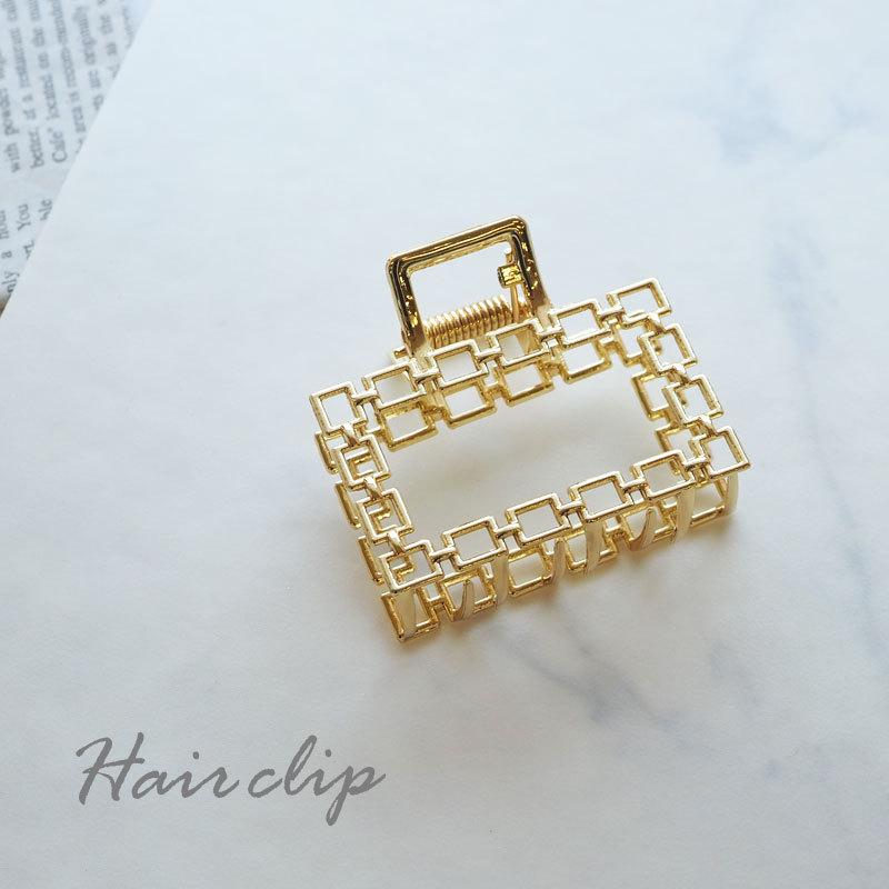 BLAZE バンスクリップ メタル スクエア ゴールド チェーン デザイン