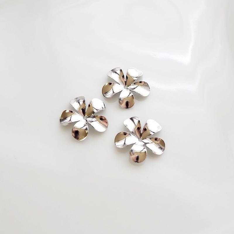 BLAZE メタルパーツ 座金 フラワー 花 アクセサリーパーツ 4個・3個