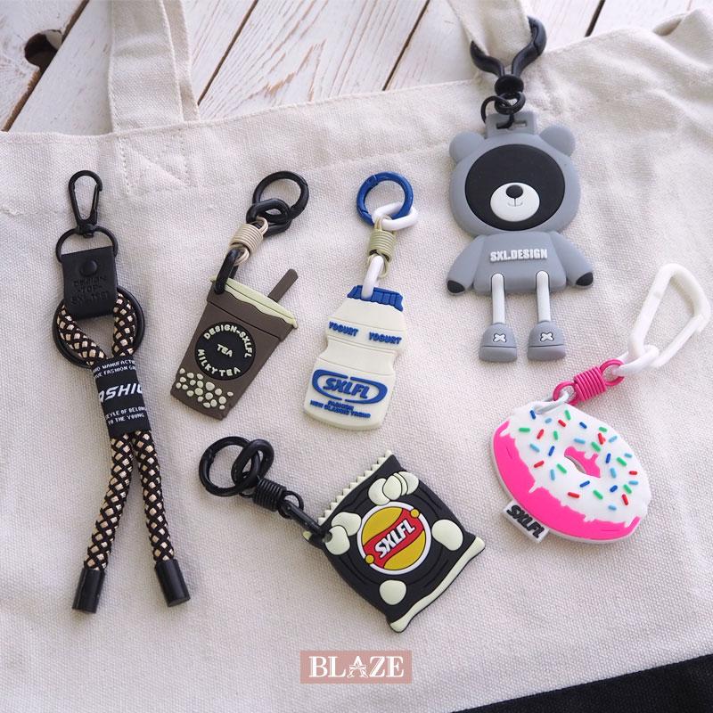 BLAZE キーホルダー バッグチャーム PVC コード ユニーク キャラクター