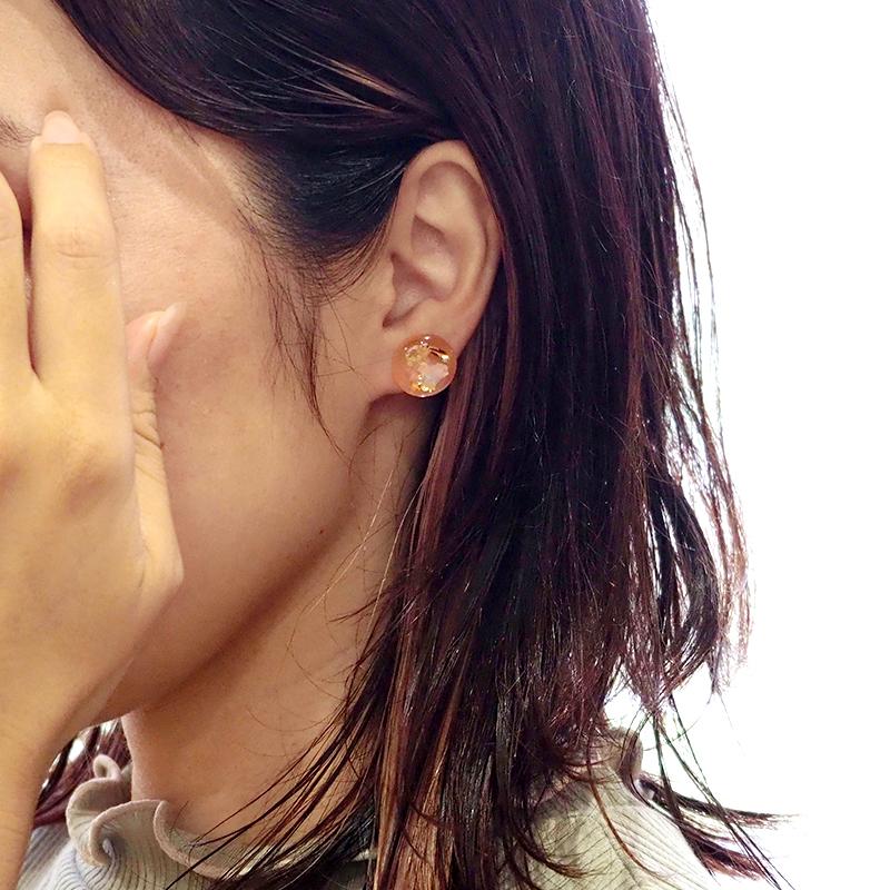 ピアス ＆ イヤリング 樹脂 サークル ニュアンス ゴールド 