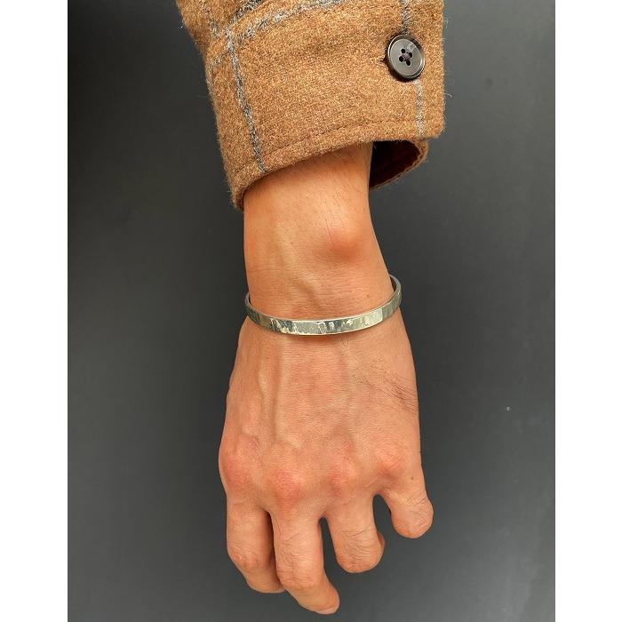 VIVIFY ビビファイ バングル ブレスレット シルバー Back Hallmarks Bangle/Mirror finish/Middle | VIVIFY | 06