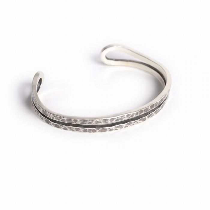 VIVIFY ビビファイ バングル ブレスレット シルバー Loopin’ Bangle/ Hammered finish | VIVIFY | 04
