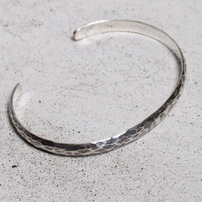 VIVIFY ビビファイ バングル シルバー Back Hallmarks Bangle/Hammered finish/Round | VIVIFY | 03