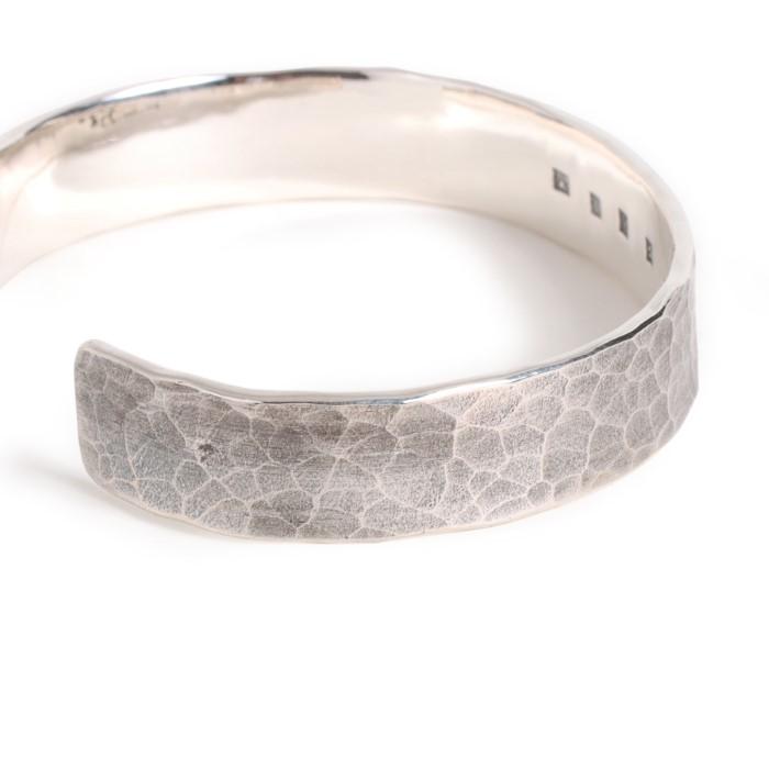VIVIFY ビビファイ バングル シルバー Back Hallmarks Bangle/ Hammered finish /10mm | VIVIFY | 03