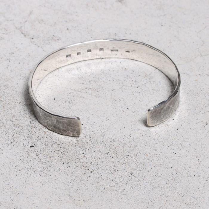 VIVIFY ビビファイ バングル シルバー Back Hallmarks Bangle/ Hammered finish /10mm | VIVIFY | 05
