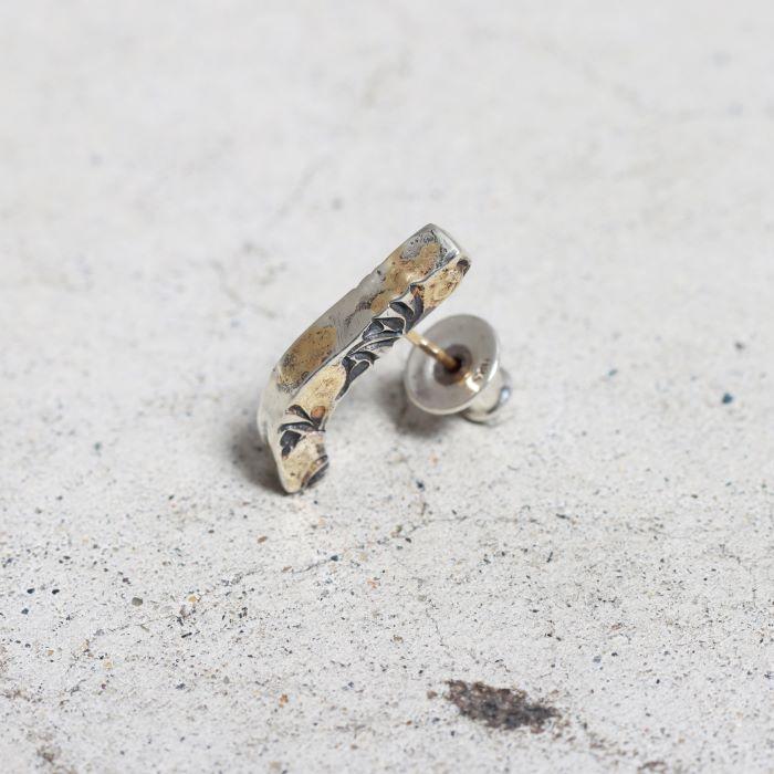 VIVIFY ビビファイ ピアス シルバー Side Arabesque Bent Bar Pierce w/gold | VIVIFY | 04