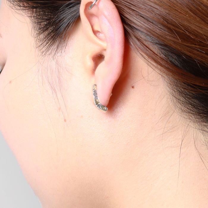 VIVIFY ビビファイ ピアス シルバー Side Arabesque Bent Bar Pierce w/gold | VIVIFY | 08