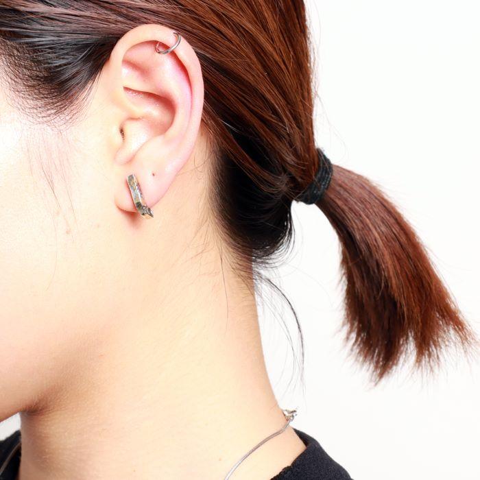 VIVIFY ビビファイ ピアス シルバー Side Arabesque Bent Bar Pierce w/gold | VIVIFY | 09