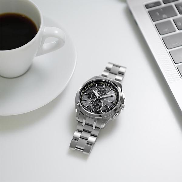 腕時計 メンズ シチズン エコドライブ クロノグラフ  電波ソーラー ソーラー  アテッサ  CITIZEN ATTESA  AT8040-select(120)  ワールドタイム 日本製の画像