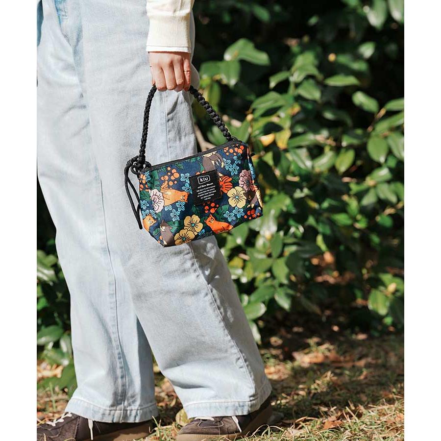 ※リクエスト※ライトブルーWデニム♡刺繍のサコッシュ♡ショルダーバッグ リクエスト※ライトブルーWデニム♡刺繍のサコッシュ♡ショルダーバッグ