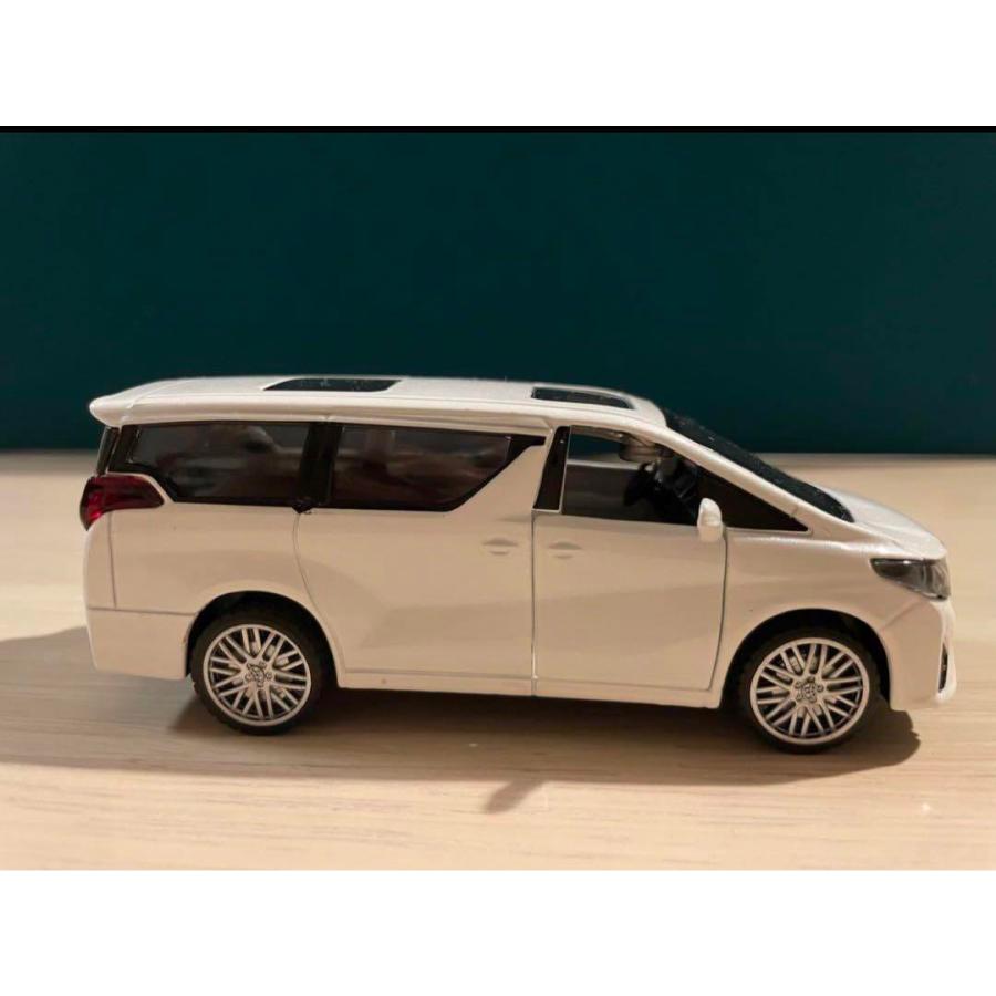アルファード　30系後期　ミニカー アルファード 30系後期 ミニカー模型 ALPHARD パール モデリスタ