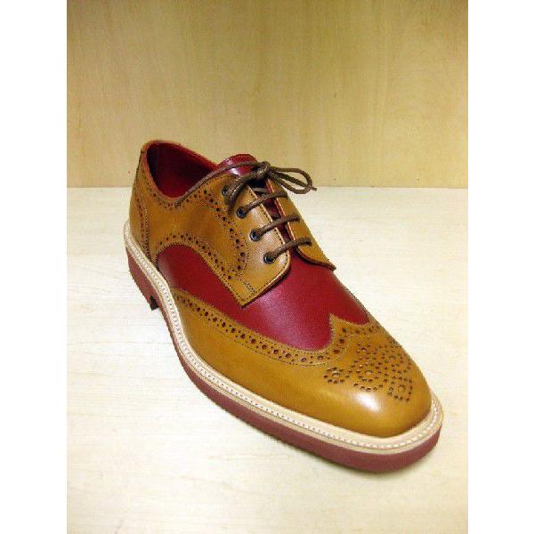 Tricker's 2トーンウィングチップシューズ“Lemon Tea”（Blood & Thunder 別注）