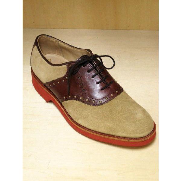 Tricker's 2トーンサドルシューズ“Milk Tea”（Blood & Thunder 別注）