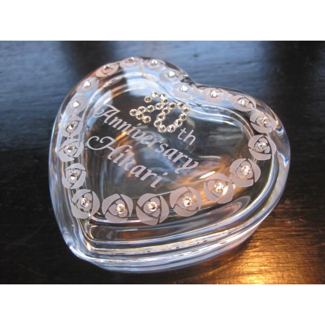 成人の日 名入れ ジュエリーケース 祝い 成人式 お祝い プレゼント スワロフスキー 彫刻 はたち 歳のジュエリーケース thjc ガラスのギフトbloomヤフー店 通販 Yahoo ショッピング