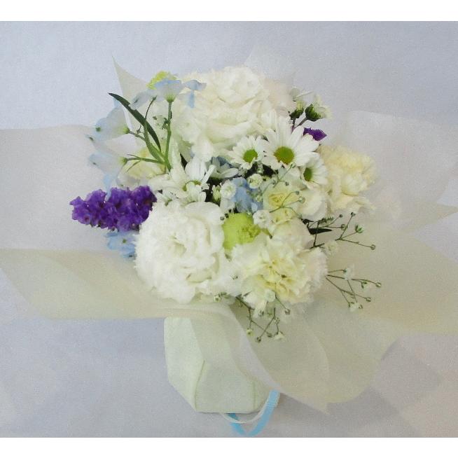 素敵な 花束そのまま飾れるブーケ 白 ブルー お供え
