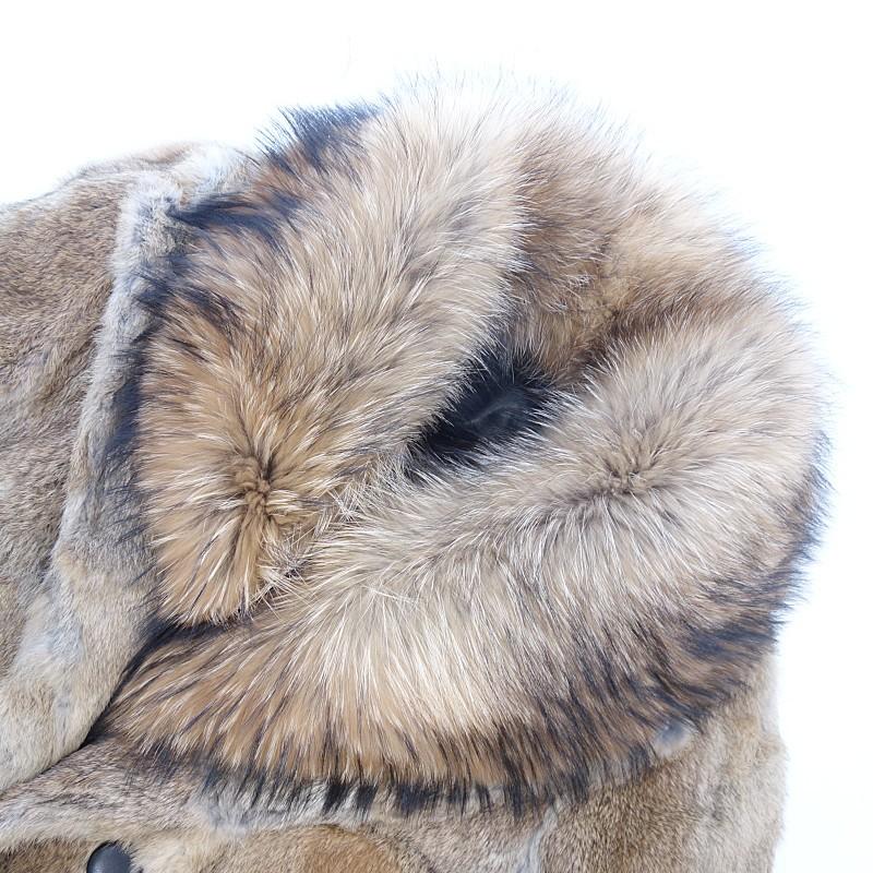 パーティを彩るご馳走や 野性と知性を兼ね備えた男を演出する ラクーン