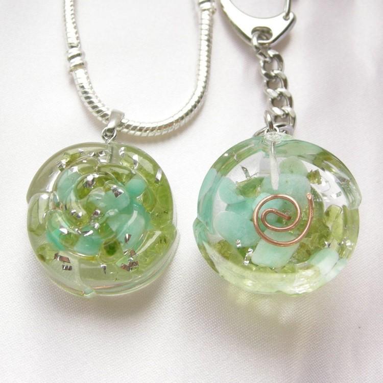 天然石 オルゴナイト ペリドット アマゾナイト 薔薇 ペンダント