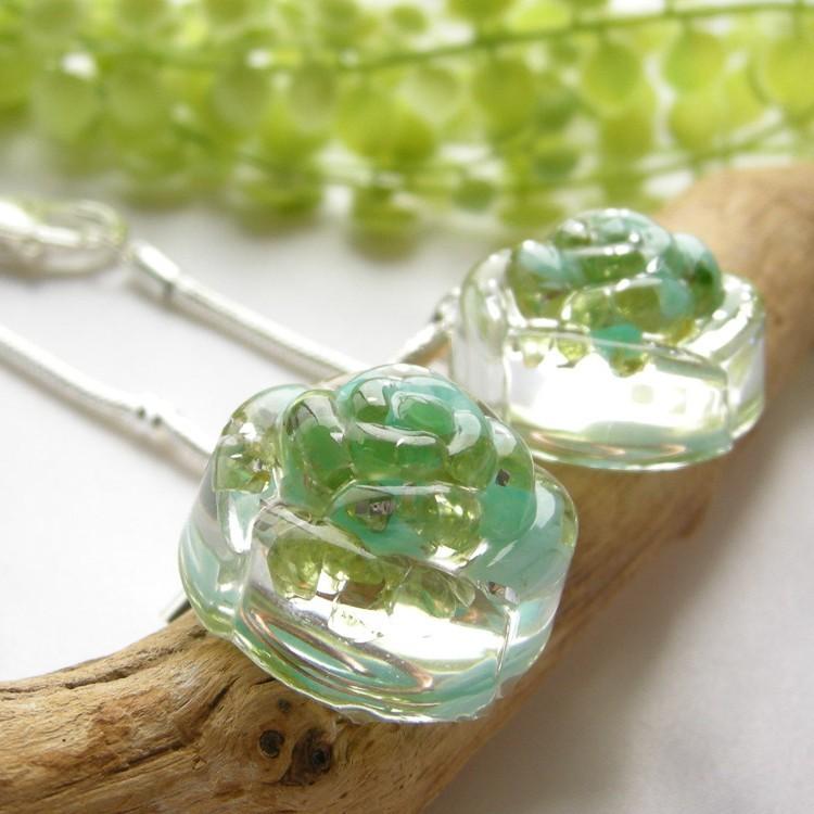 癒しのオルゴナイト❤️エメラルド＋ペリドットのハート型♡ 癒しのオルゴナイト❤️エメラルド＋ペリドットのハート型♡