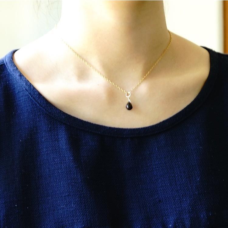 天然石 ペンダント ブラックオパール ドロップ 幸運 虹色 明るい石 ワンポイント 可愛い ネックレス レディース メンズ パワーストーン ギフト プレゼント